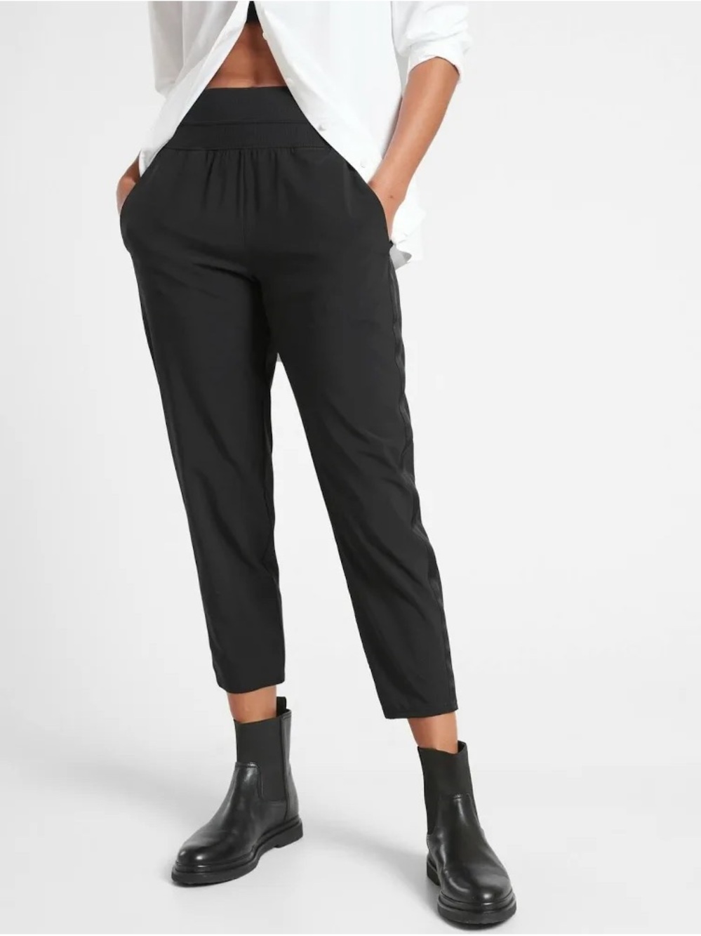 Athleta Black Cropped Elastic-Waist Ankle Pants